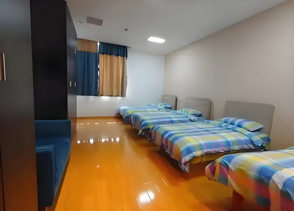 深圳入户什么条件_这版超人如何应对特朗普的时代 