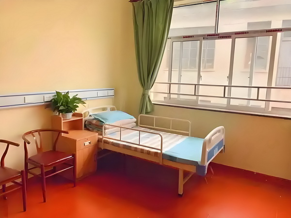 外地本科生可以在深圳落户吗_丁子朗認TVB劇集的確開少咗，放眼世界：唔係淨係得敞台 尿片口敷例如料等、確開少咗